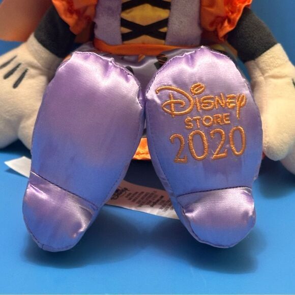 Disney Store Halloween Minnie Mouse Witch plush doll - Picture 2 of 11